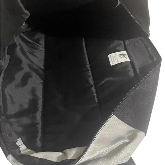 Disney Wild About Safety Disney Transport Backpack Black RARE main image 12